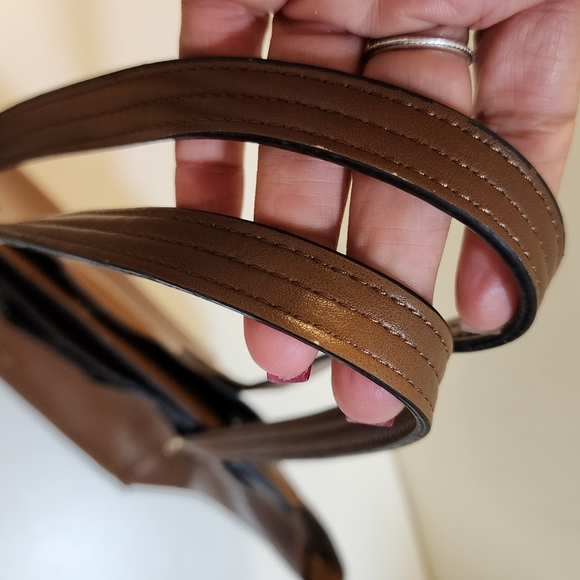 Nine West  Chelsea Tan Spacious Tote Bag - Picture 11 of 16